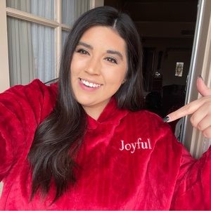 Meet your Posher, Sarina l